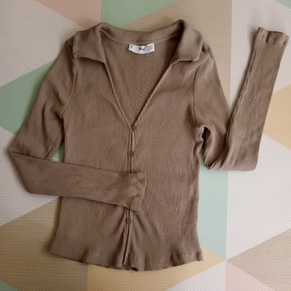 - MANGO COLLAR RIBBED TOP - Picture 8 of 9